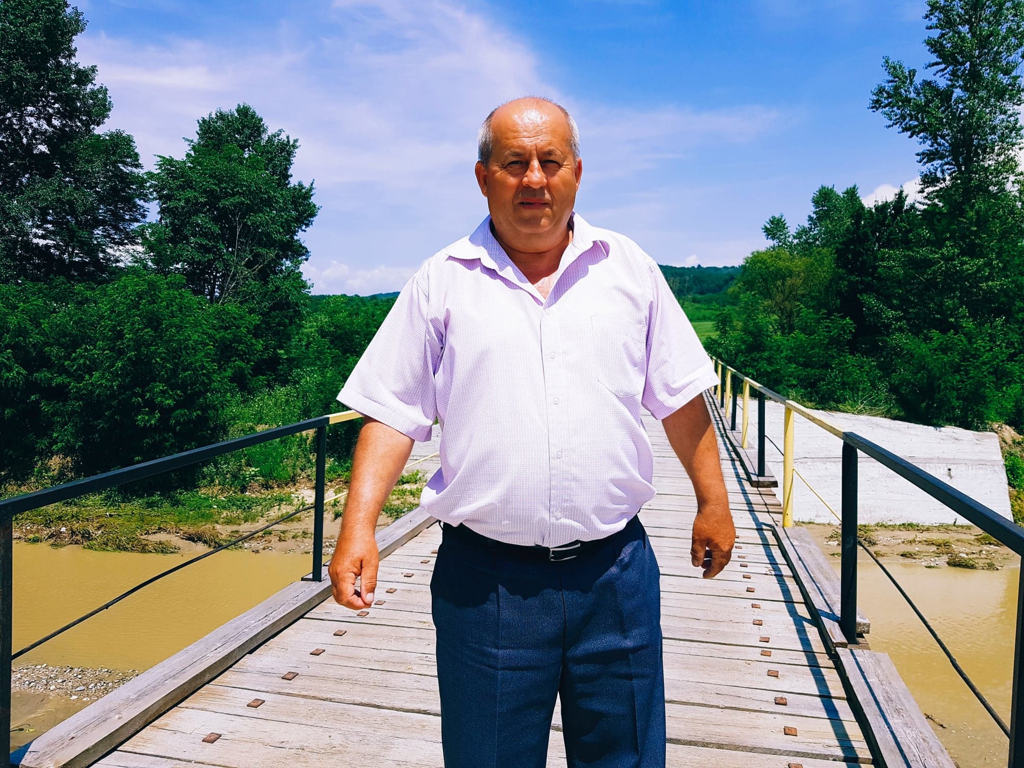 Nicolae Joiţa: „La Lăpuşata curge apă plată pe conducta de la rețeaua comunală”
