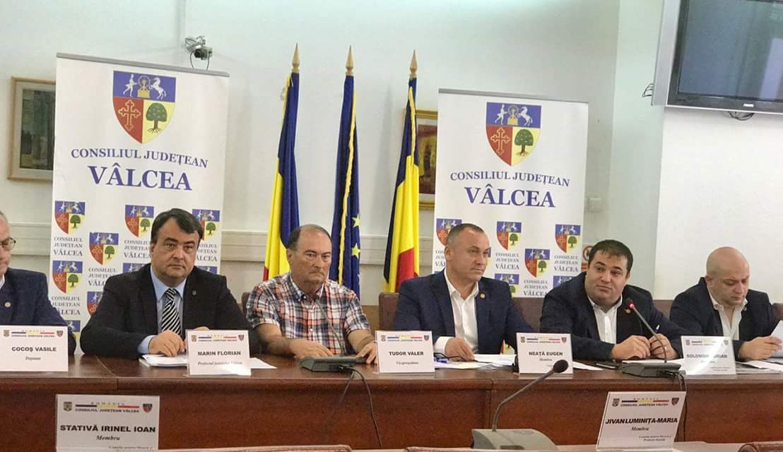 Timp de trei zile, Comisia de Muncă şi Protecţie Socială a Camerei Deputaţilor s-a mutat la Vâlcea