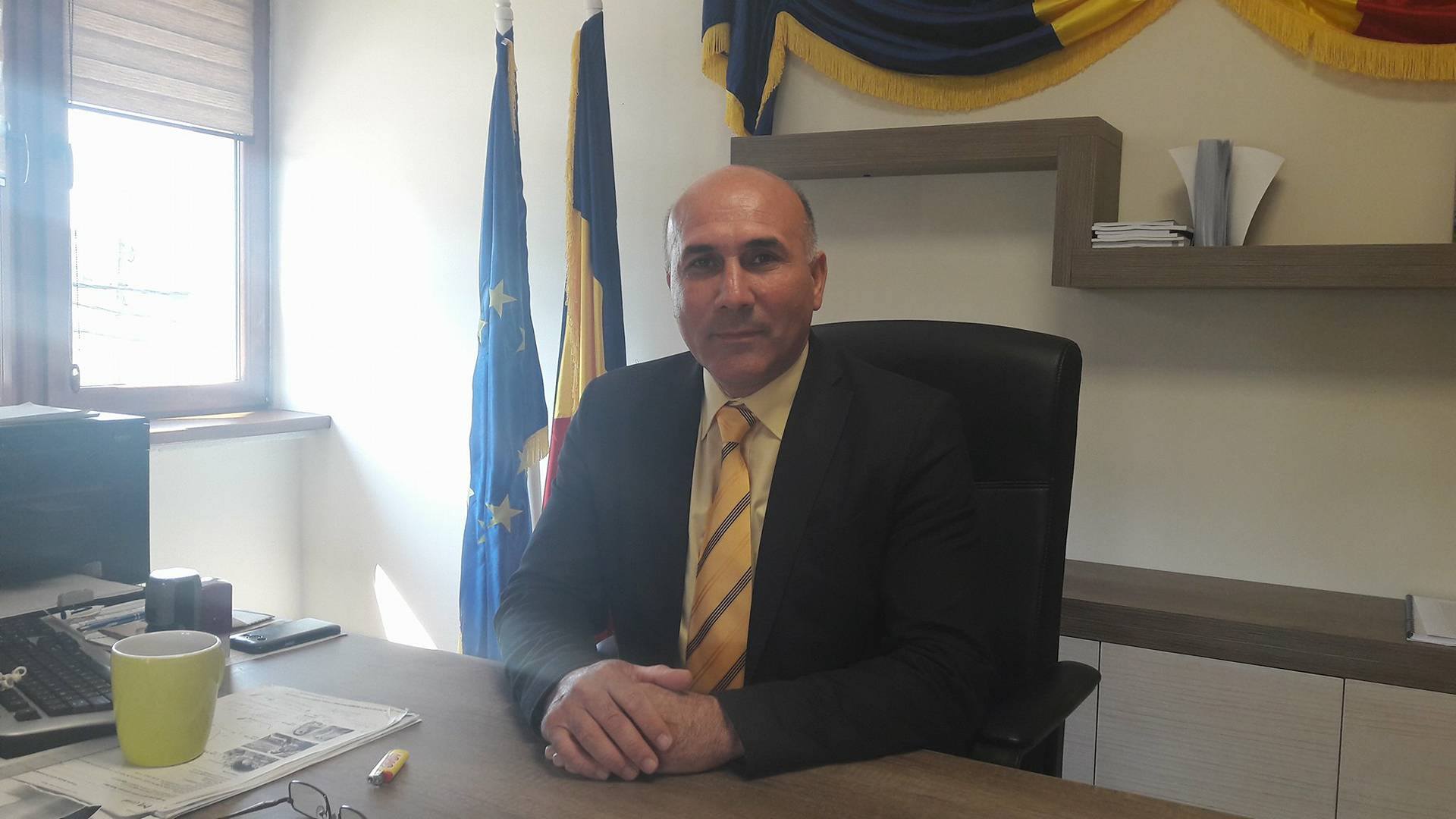 Ionel Vlădulescu: „Dezvoltam infrastructura de la Budeşti”