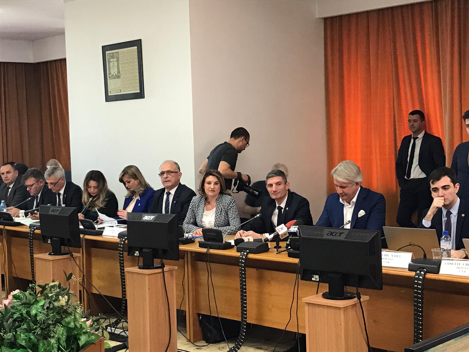 Deputatul Vasile Cocoș i-a adresat o singură întrebare lui Florin – Vasile Cîțu la audiere, în Comisia comună de Buget , Finanțe și Bănci din Parlamentul României