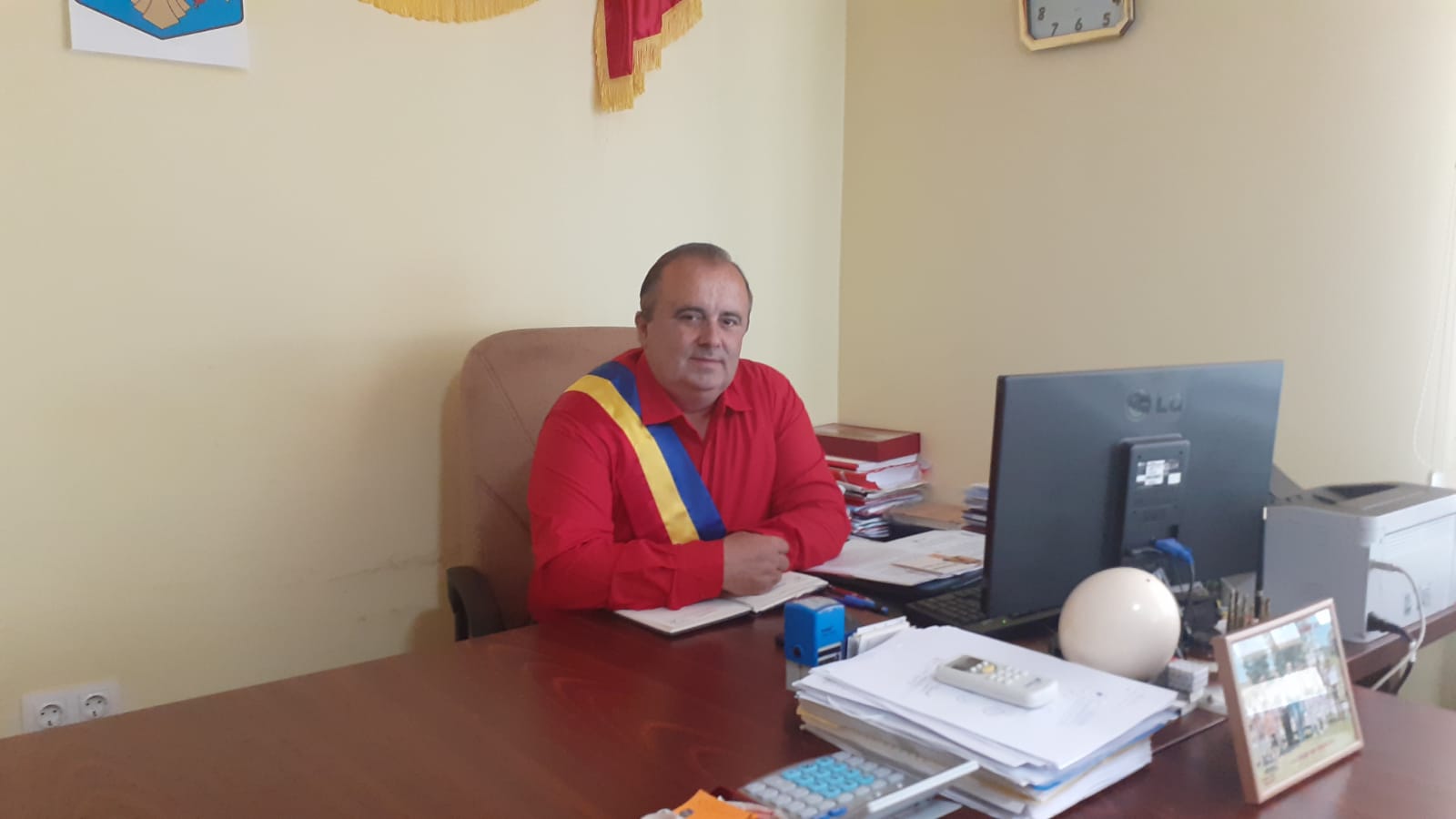 Ion Streinu, învestit în funcţia de primar al localităţii Şirineasa: „Este o zi a responsabilităţii”