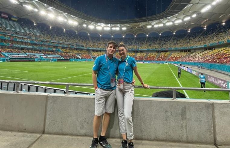 Doi voluntari din Râmnic, prezenţi la Euro 2020