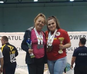 Dabu și Olah, medaliate la campionatul de powerlifting