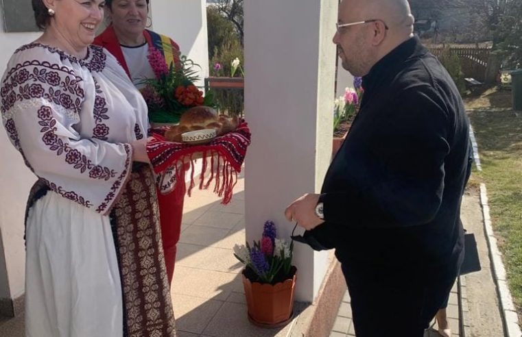 La Popeşti, a fost inaugurat serviciul public comunitar local de evidenţă a persoanelor