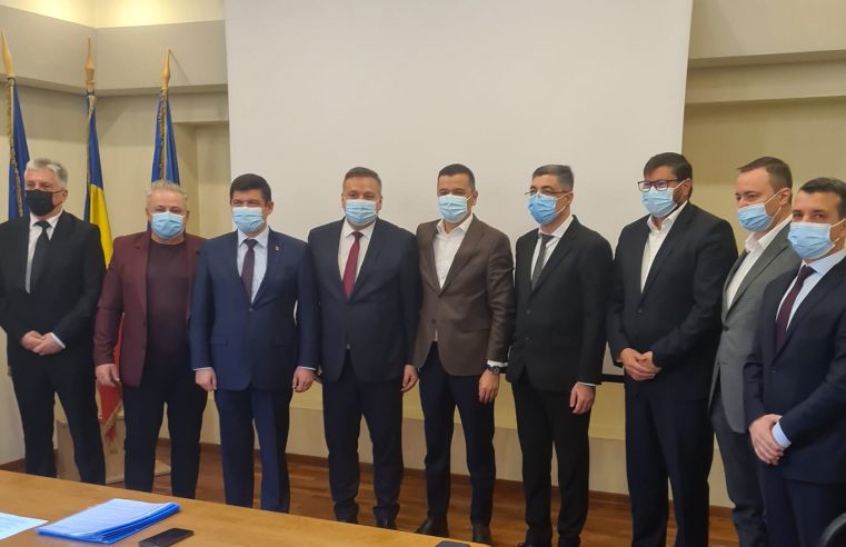 Ştefan Bogdan şi Sorin Grindeanu au semnat pentru centura de ocolire a oraşului Băbeni