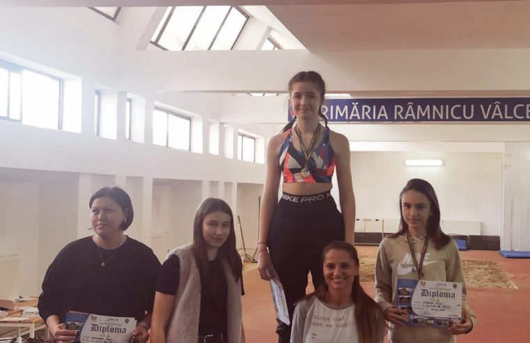 Atletismul vâlcean s-a restartat cu Cupa de Primăvară 2022!