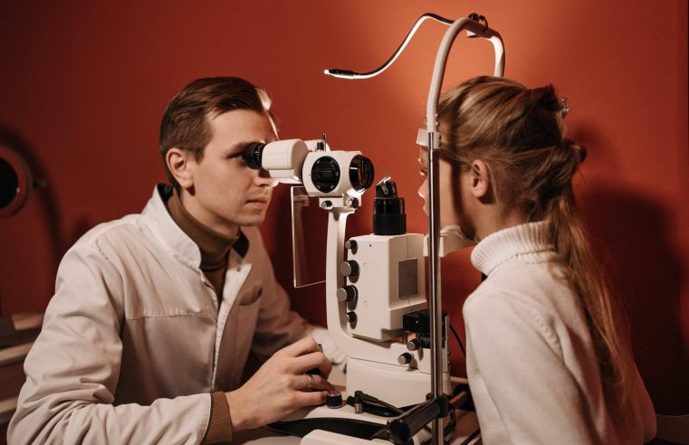 Tu stii sa ai grija de sanatatea ochilor tai? Iata care sunt principalele afectiuni oculare pe care nu trebuie sa le ignori!