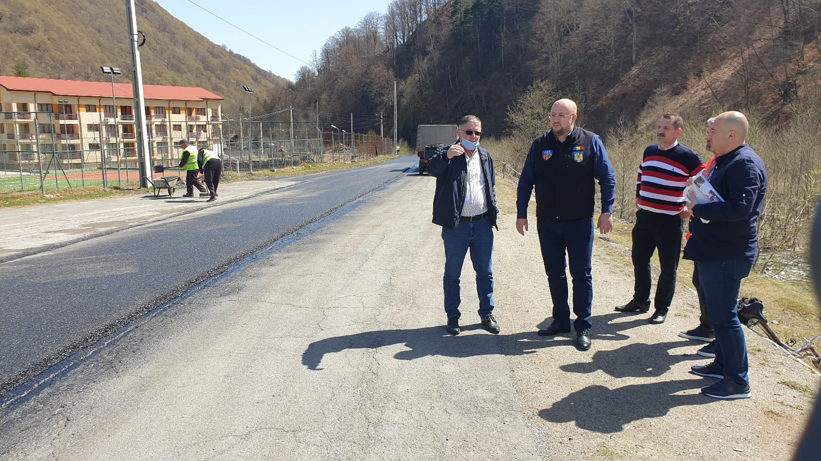 La Mălaia, drumul judeţean de pe Valea Latoriţei şi până la Ciunget s-a asfaltat
