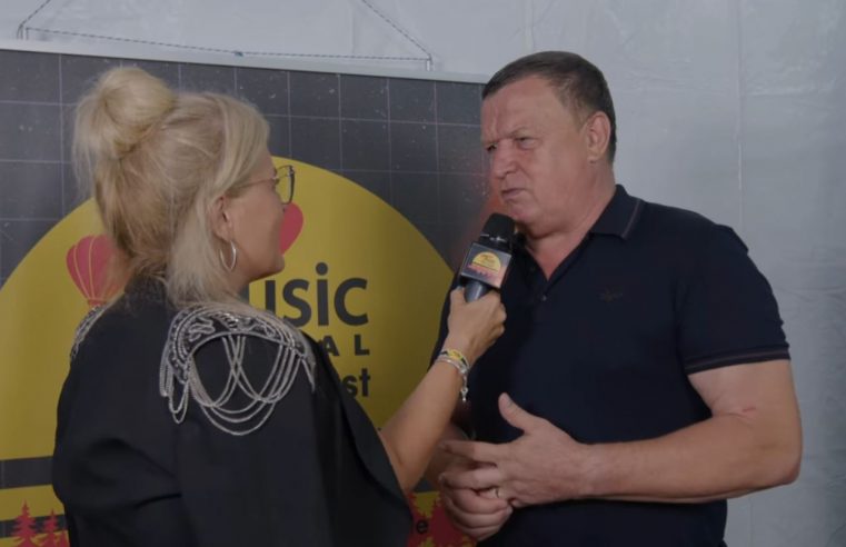 Liberalul Pîrvulescu îl acuză pe Mircia Gutău că ar exista o zonă de public specială pentru apropiații săi la „We Love Music Festival”