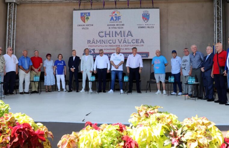 Foștii fotbaliști de la Chimia, premiați pentru câștigarea Cupei României, în 1973 – S-au împlinit 50 de ani de la cea mai mare performanță din Zăvoi