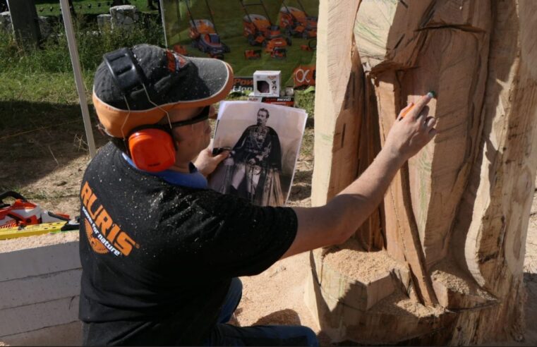 „Lucrările noastre trebuie să spună cele mai multe cuvinte” | Festivalul Național al Sculptorilor cu Drujbă de la Cerna, Vaideeni, s-a încheiat