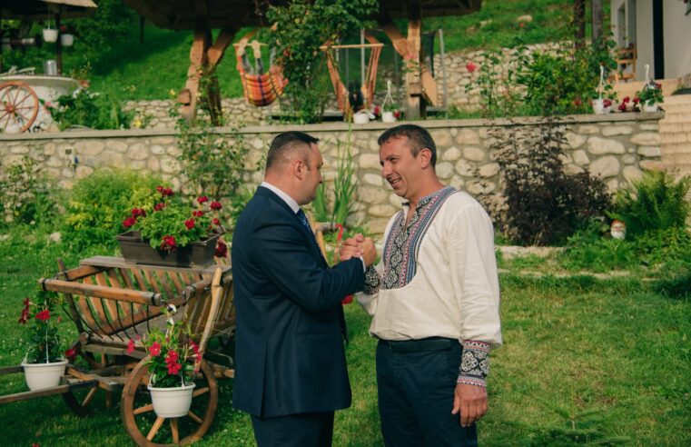 A șaptea ediție a Festivalului național al sculpturilor cu drujba, la Vaideeni