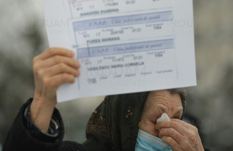 Pe lângă criza economică, România se confruntă și cu o criză acută de neîncredere în  clasa politică