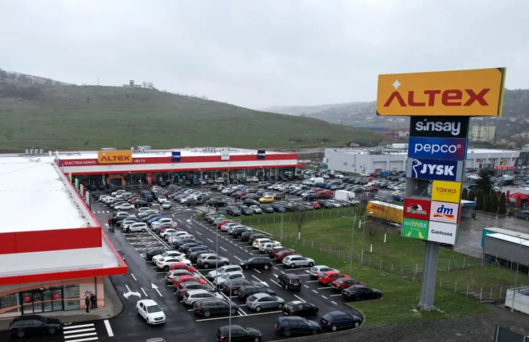 Cazul Râmnicu Vâlcea, capitalism de succes cu populație în scădere | Tinerii sunt cei care tânjesc după profit, dar Râmnicul duce lipsă de ei