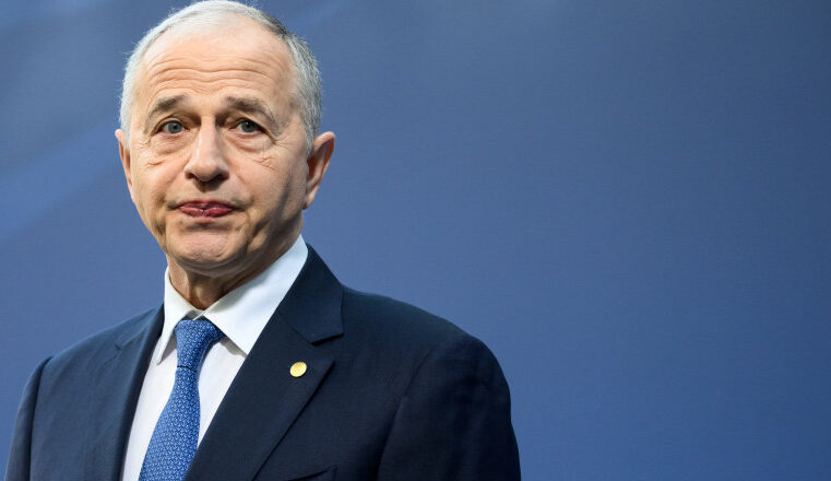 Alegeri prezidențiale: Geoană este dorit, dar probabil nu va candida | Diana Șoșoacă, peste 14%, înaintea lui Simion și Ciucă