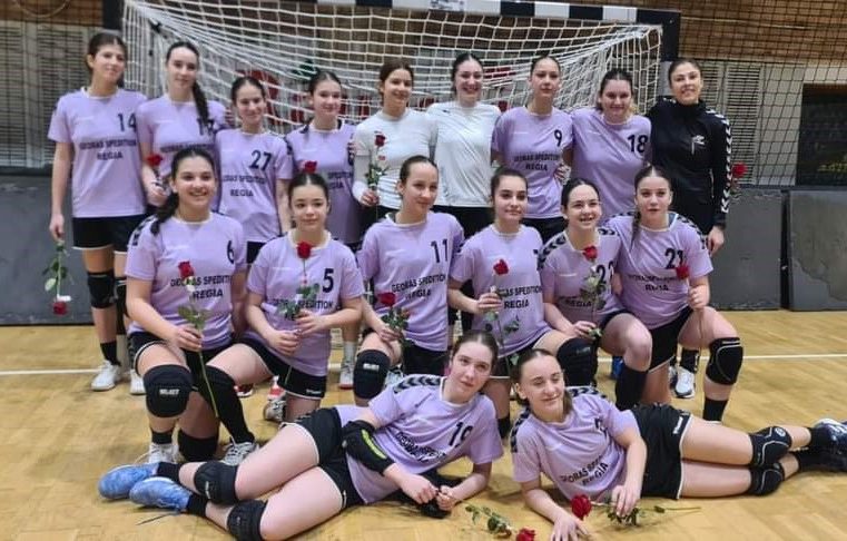 Remontada pentru junioarele 3 de la CS Chimia. Fetele Danei Joița au întors meciul cu Transilvania pe final