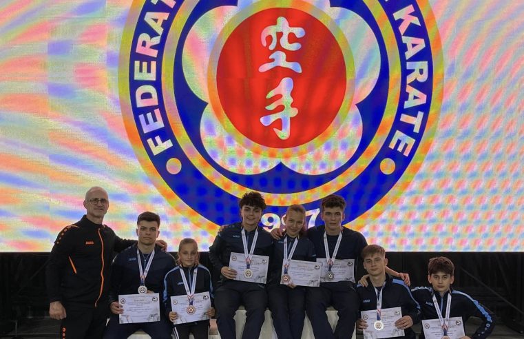 Sorana Visan strălucește la Campionatul Național de Karate Interstil