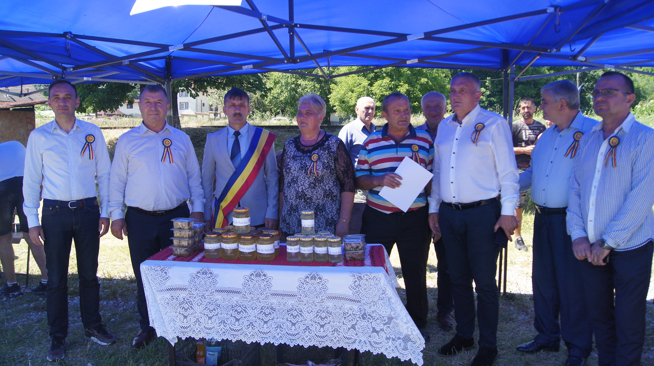 Sărbătoarea apicultorilor „Fagurele de Aur” din Tomșani: Tradiție și delicii apicole la ediția a 52-a