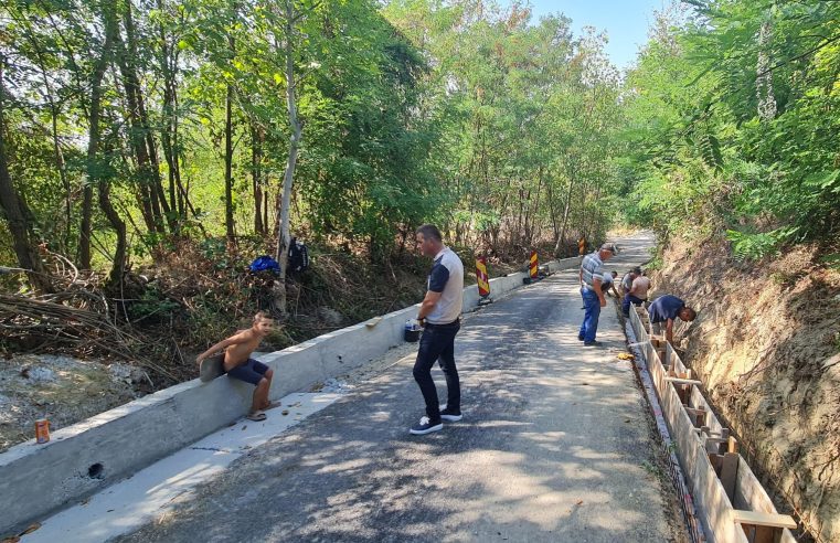 Orașul Ocnele Mari se modernizează. Lucrări importante pe mai multe străzi