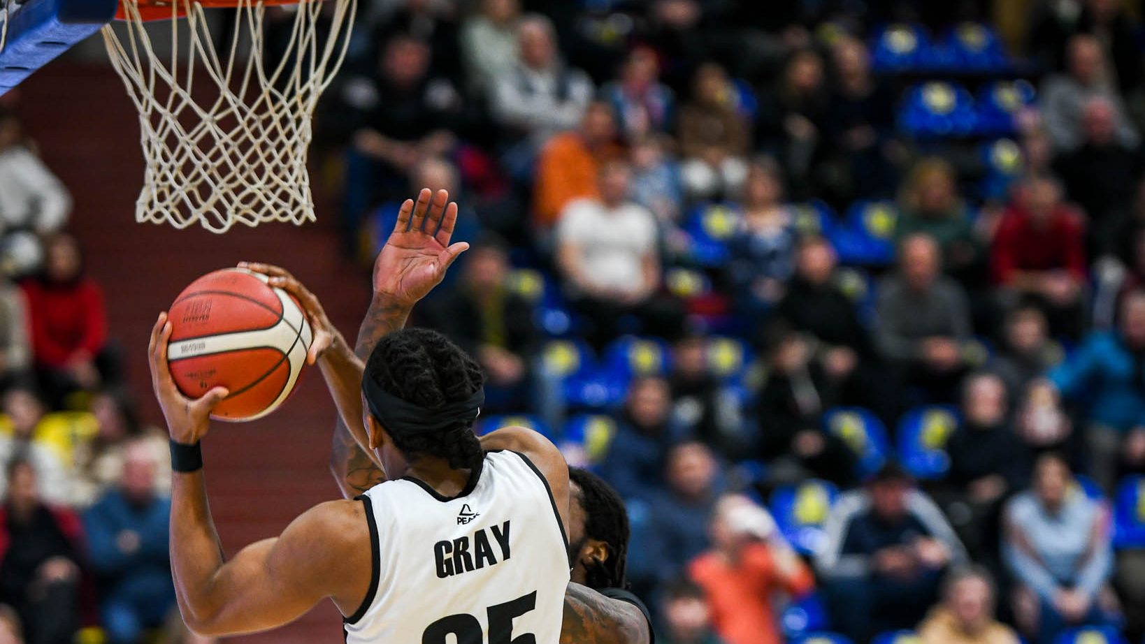 ”Lupii negri” au mușcat din marinari. Vâlcea a făcut scor cu Constanța