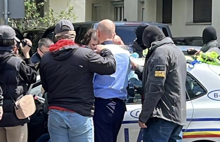 Condamnare definitivă la închisoare pentru un polițist din Vâlcea prins cu mită și informații din dosare DIICOT