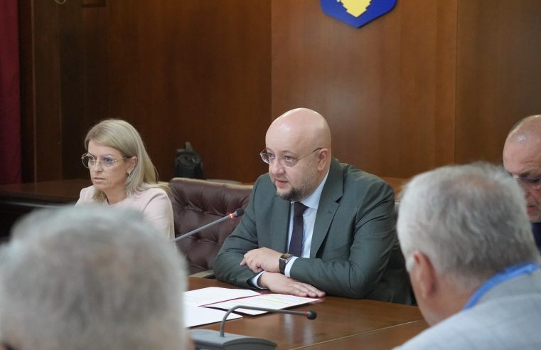 Reabilitare completă la Clinica BFT din Călimănești, cu fonduri europene: piscină cu apă termală, aparate moderne și tratamente gratuite pentru sute de pacienți