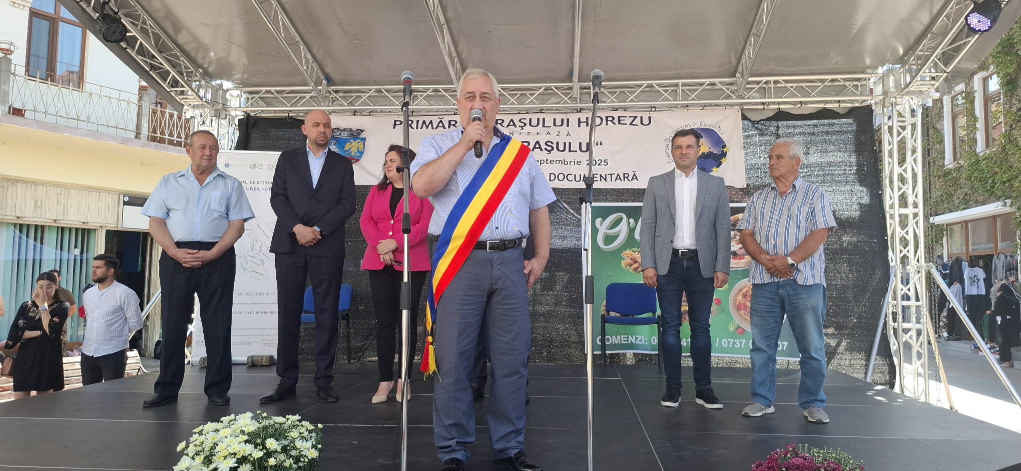 Horezu a sărbătorit 538 de ani de atestare. Nicolae Sărdărescu: „Nu am pierdut nicio finanțare europeană și avem proiecte care vor pune orașul mai sus pe hartă”