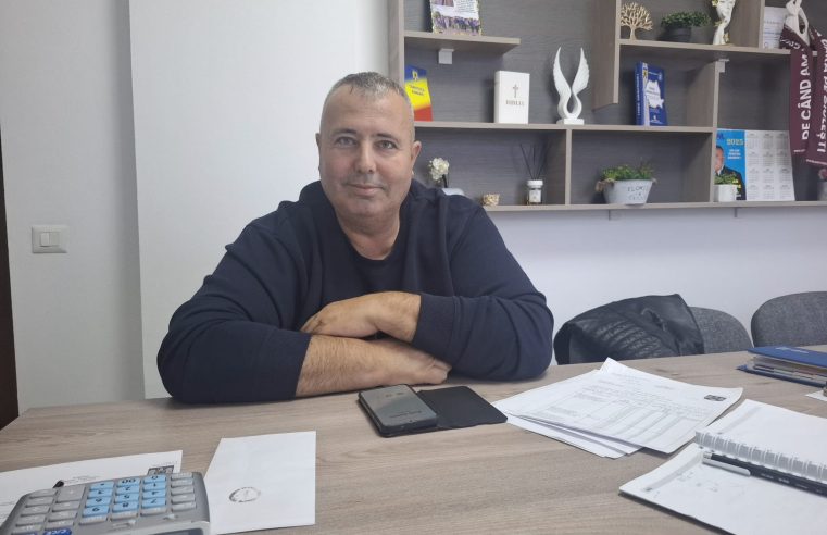 La Drăgoești, primarul Dorinel Boncan ține primăria pe linia de plutire