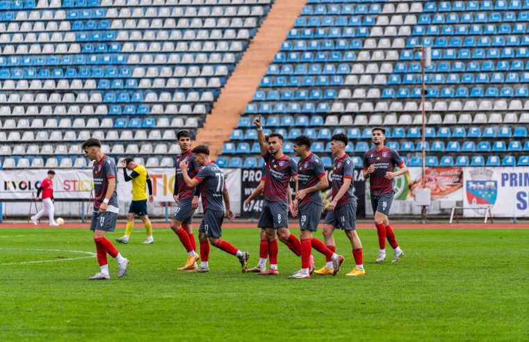 Vâlcea sare și de ”hopul” Dăești. SCM conduce detașat seria