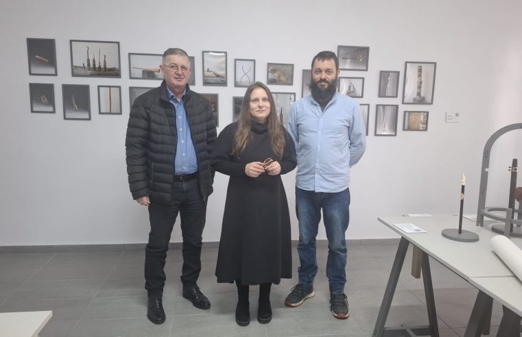 La Mălaia, 150 de ani de la nașterea lui Brâncuși omagiați într-un muzeu unic, născut din pasiune și cercetare, unde sunetul leagă muntele de întreaga lume