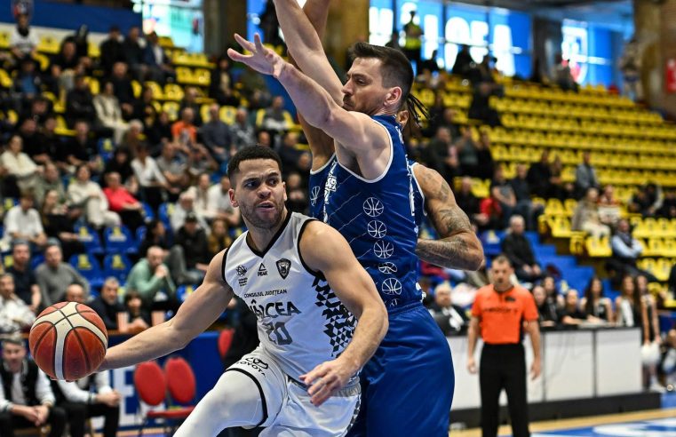 ”Lupii negri” sfâșie din Craiova. CS Vâlcea 1924, tot mai aproape de play-off / video / foto