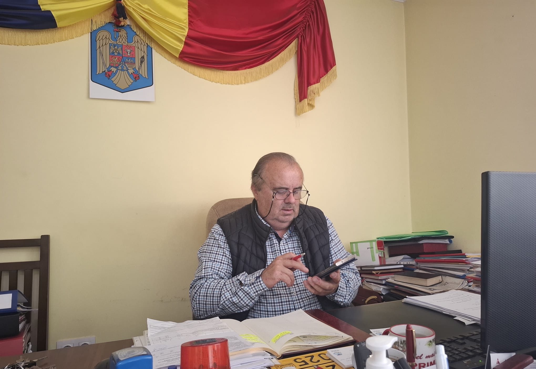 Ordine în salubritate la Șirineasa: colectarea separată pentru persoane fizice și juridice a redus costurile și a impus reguli clare